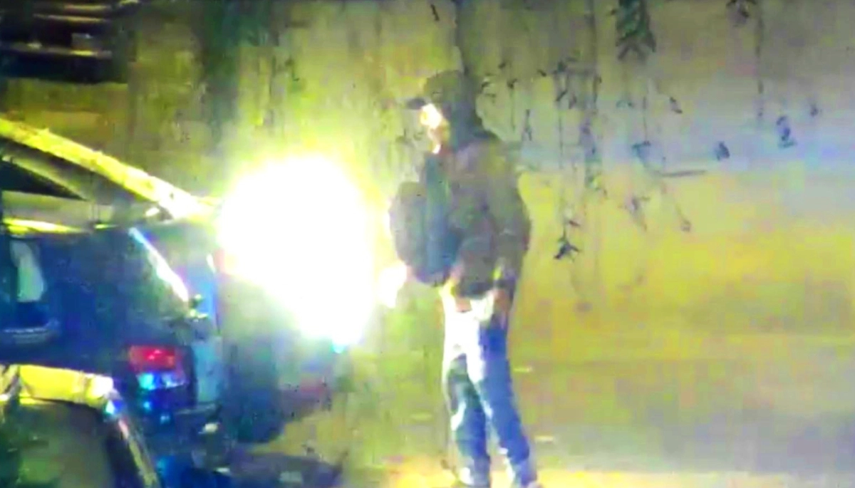 El COT detuvo a un pirómano que incendió un auto y se pretendió dar a la fuga en Troncos del Talar