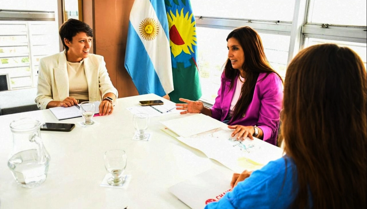 Lucía Gómez firmó un convenio por $30 millones para fortalecer el programa “Mi Provincia Recicla”