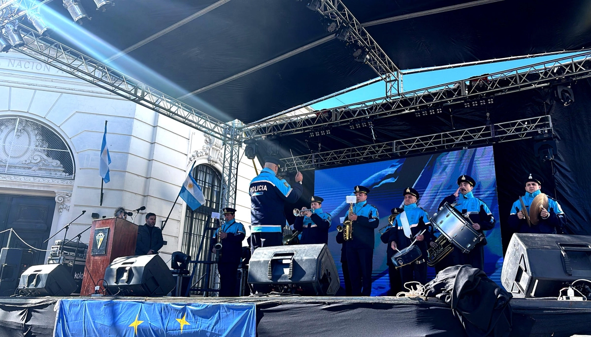 El Municipio de Adolfo Gonzales Chaves celebró sus 109 años con desfiles, fogones, feria y espectáculos