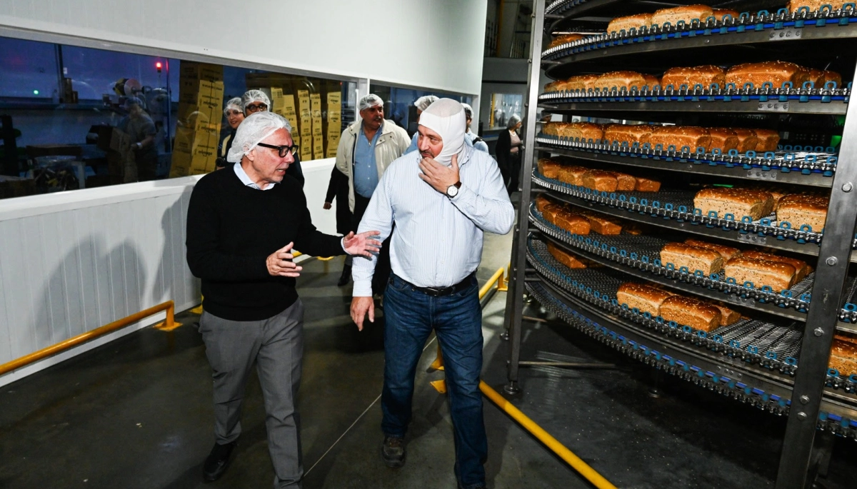 Zamora pule su campaña en la Primera Sección: recorrió San Miguel y puso el eje en la producción
