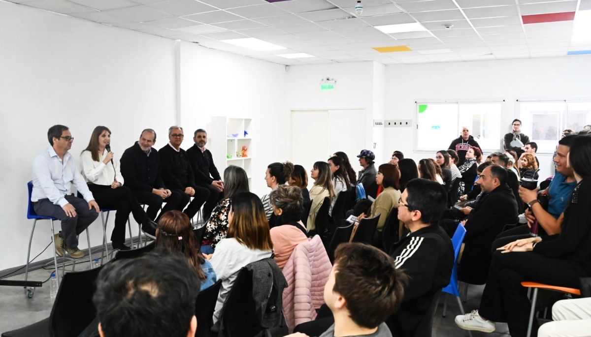 El Club de Emprendedores de Bahía Blanca vuelve a abrir sus puertas en el Bahía Hub