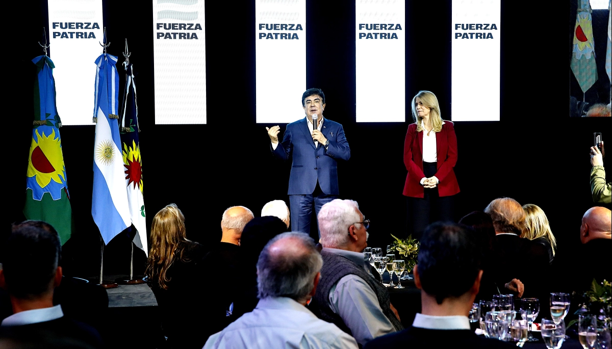 Encuentro en La Matanza: Espinoza y Magario recibieron un fuerte apoyo de más de 1000 empresarios