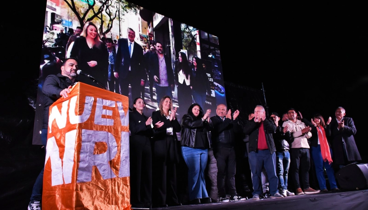 Luayza y D´Alessandro cerraron la campaña de Nuevos Aires desde Berazategui