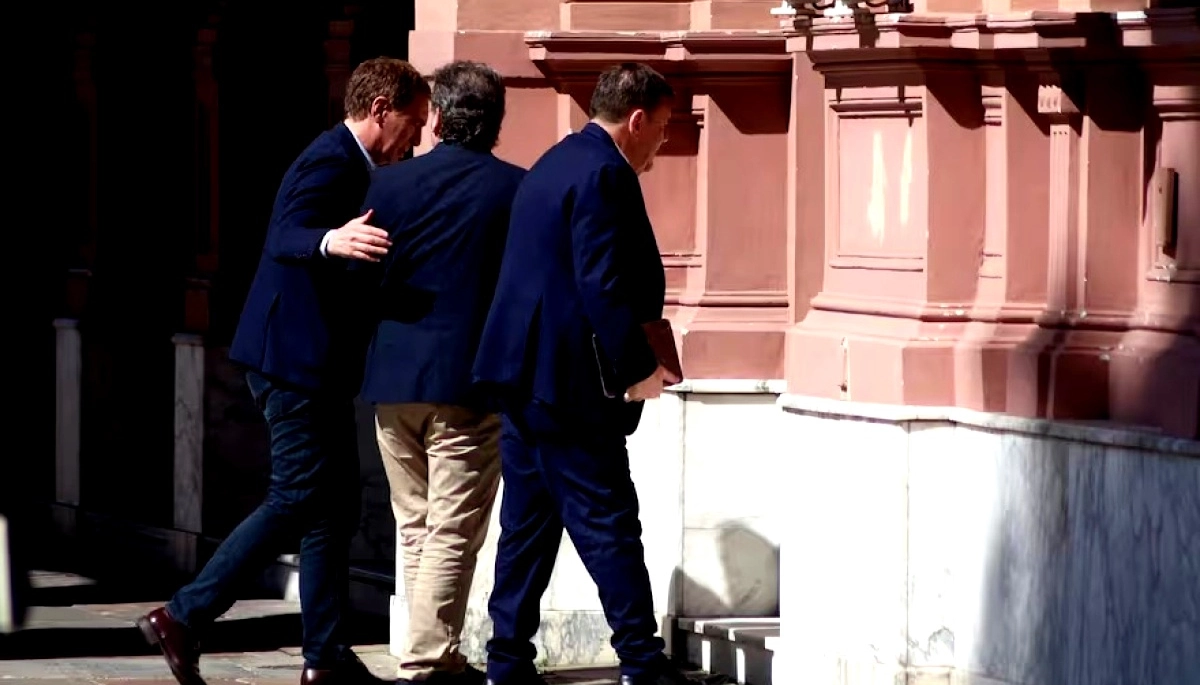 Quiénes son los intendentes que eligió Milei para integrar la nueva mesa política bonaerense