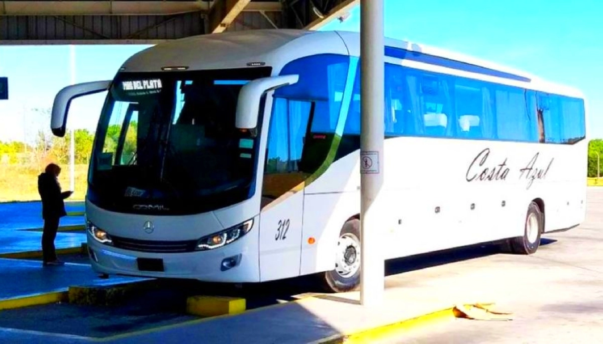 Increíble robo en Miramar: se llevaron un micro de larga distancia y lo abandonaron en Chapadmalal