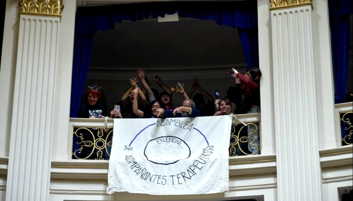 Silencio libertario ante el escándalo del 3%: nadie defendió a Karina Milei en la Legislatura bonaerense
