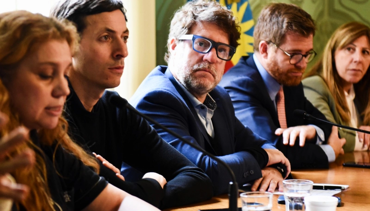 Abadistas y monzoístas apuran a Kicillof para que presente el Presupuesto 2026: “Se parece bastante a Milei”