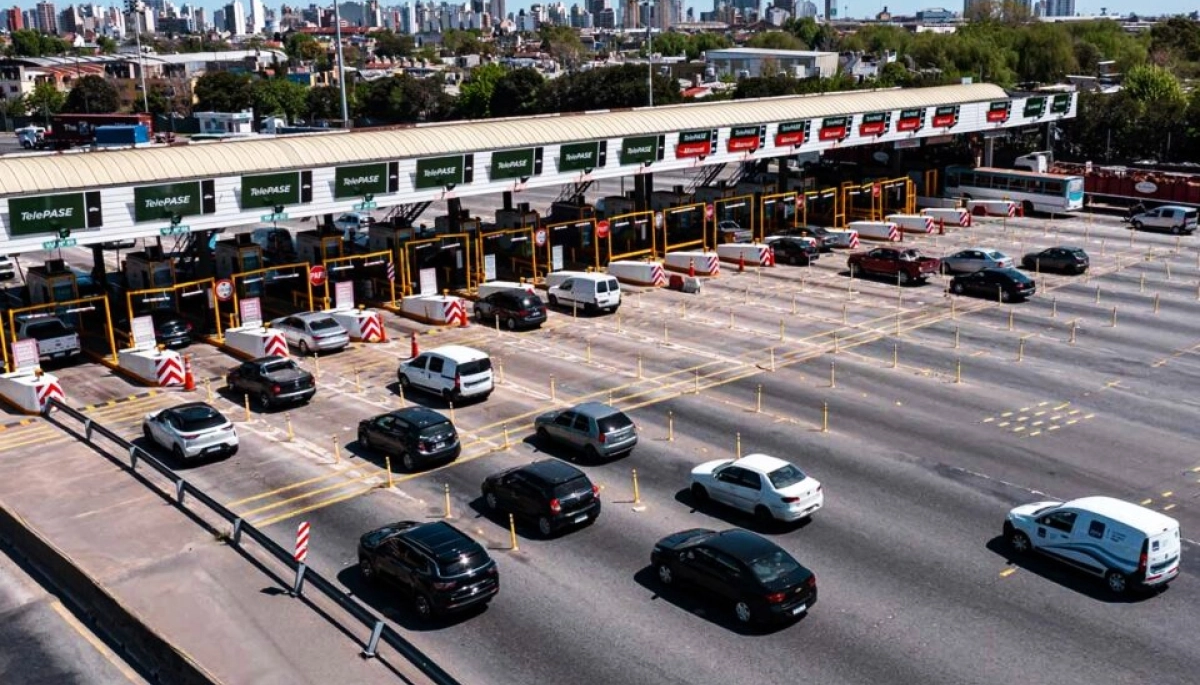 “Ilegal y abusivo”: usuarios mostraron su malestar por otro tarifazo de peaje en la Autopista Buenos Aires – La Plata