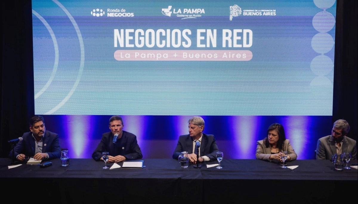 Con proyecciones nacionales, el Gobierno bonaerense lanzó una propuesta federal con su par de La Pampa