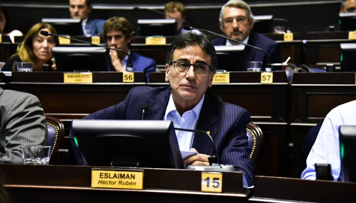 El massismo bonaerense pidió frenar la reimpresión de boletas tras la renuncia de Espert