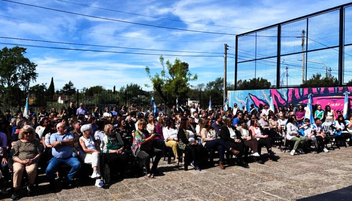 La Escuela Primaria Nº9 “Juan Bautista Alberdi” de Chaves celebró 100 años de historia