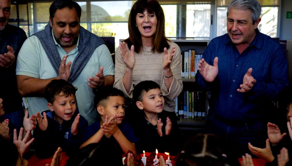 Pergamino: Martínez participó de los festejos por la Biblioteca Municipal Joaquín Menéndez
