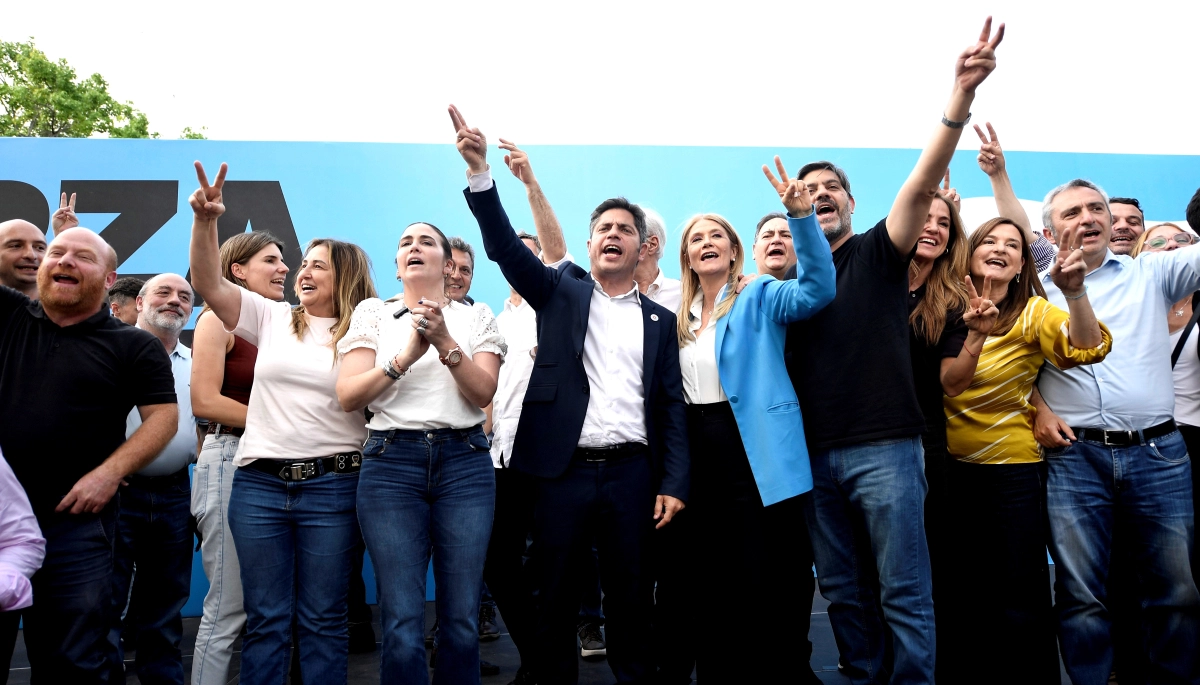 Kicillof cerró la campaña de Fuerza Patria con Massa y sin La Cámpora: mensaje de unidad y dardos a Milei