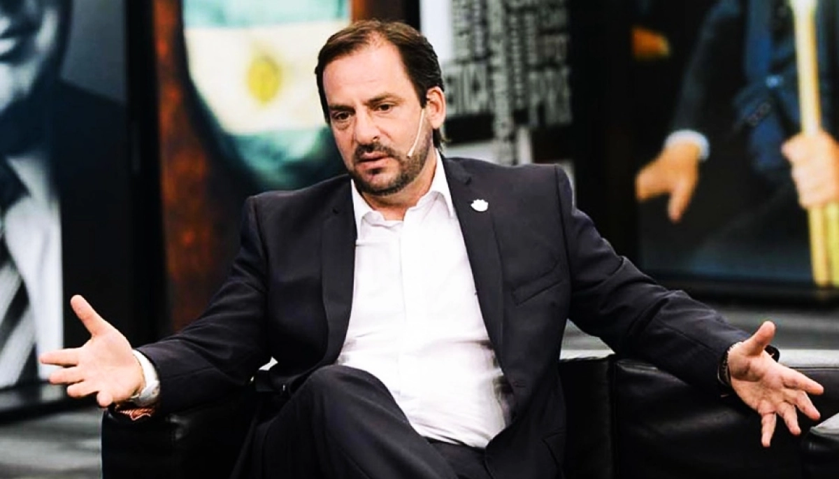 Saltó en defensa de Kicillof: Sujarchuk cruzó a Cristina por las listas y la falta de debate territorial