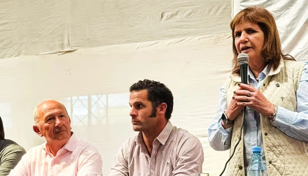 Bronca en el Gobierno de Kicillof: Bullrich anunció como propia una obra frente a productores inundados