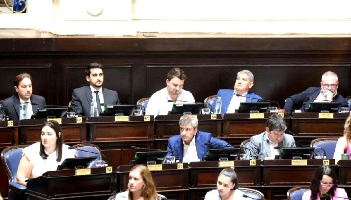 La pulseada por la deuda: los libertarios ponen paños fríos al proyecto de endeudamiento de Kicillof