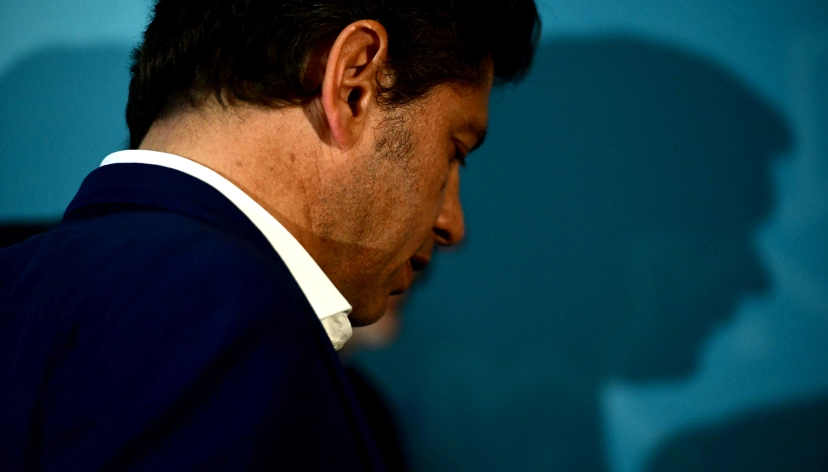 En medio de la crisis, Kicillof otorgó millones de pesos a una colonia VIP para hijos de funcionarios