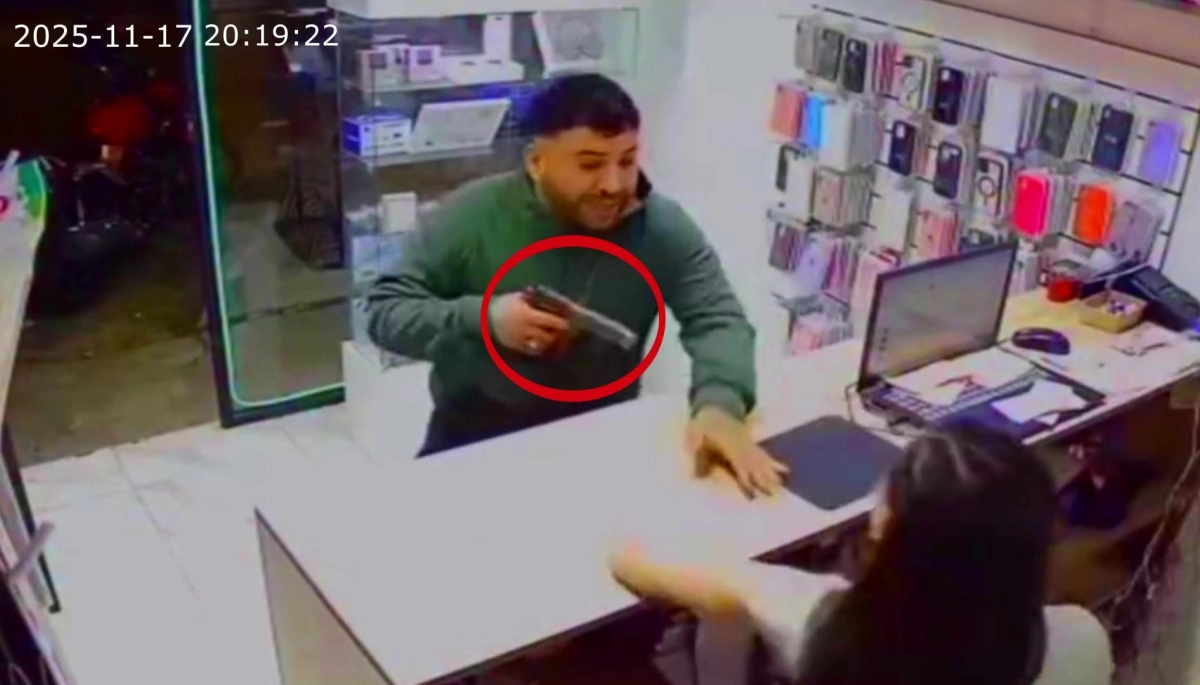 "Quédense quietas que están robadas": tiene prisión domiciliaria y asaltó un comercio en Berazategui