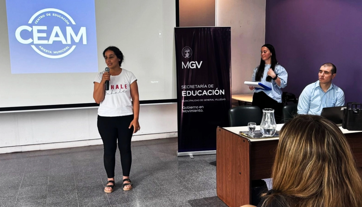 El CEAM entregó diplomas de cursos de idiomas y reafirmó su compromiso con la educación inclusiva en Villegas