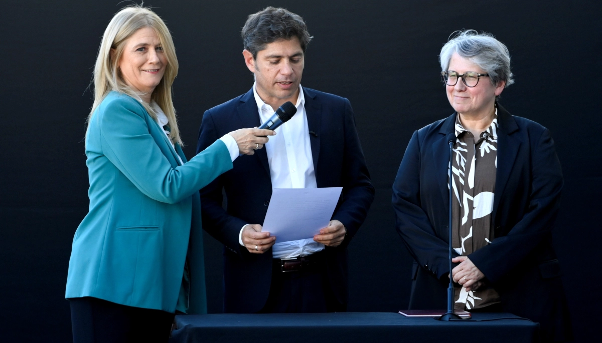 Kicillof tomó juramento a Terigi en reemplazo de Sileoni en Educación en un acto en San Vicente
