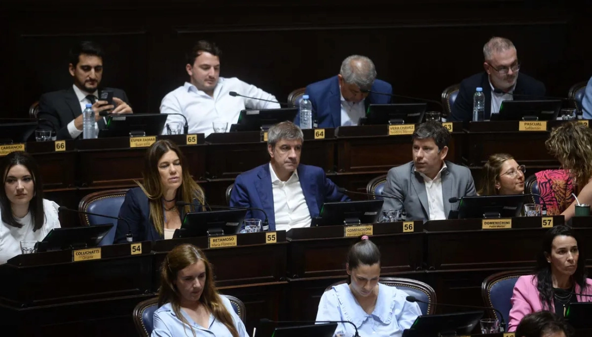 Endeudamiento de Kicillof: la oposición denunció “negociados disfrazados” y “subasta” del Banco Provincia