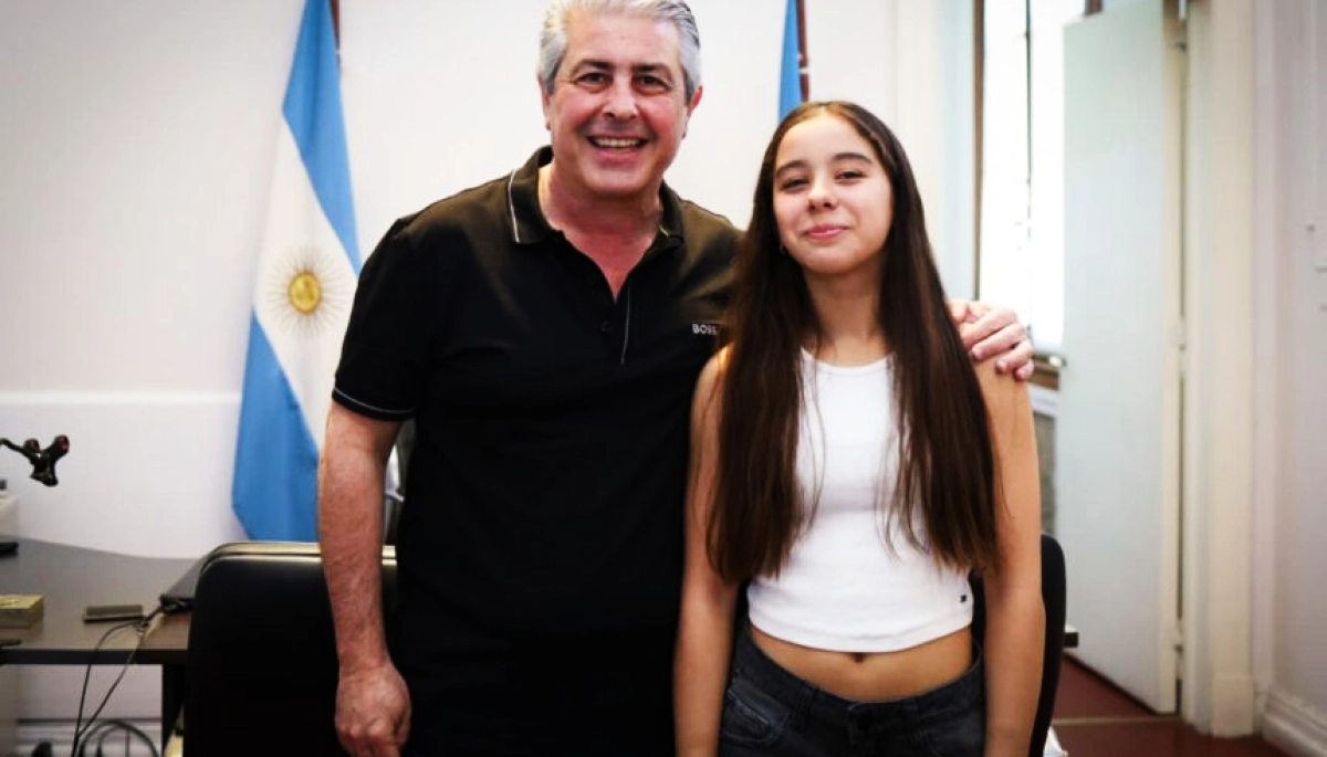 Pergamino: Javier Martínez recibió a la campeona nacional infantil de gimnasia