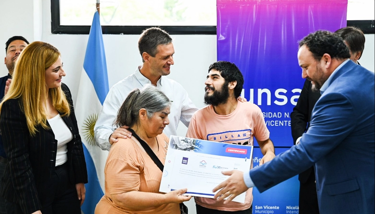 San Vicente celebró el egreso de la Primera Cohorte en Seguridad e Higiene en el municipio