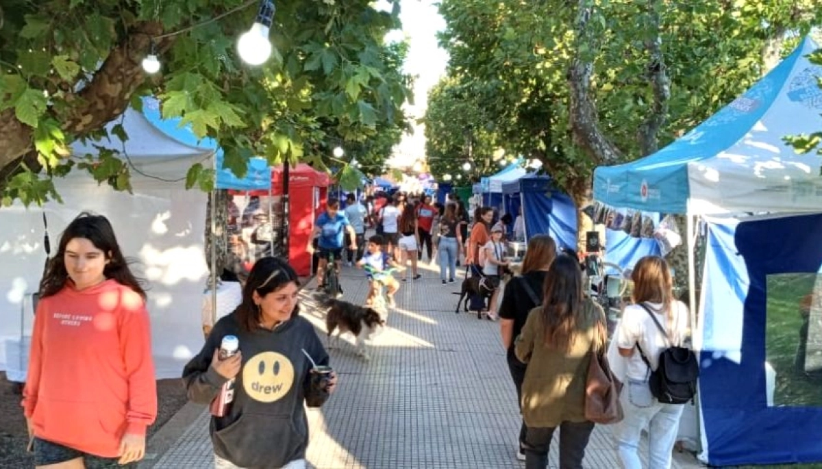 Chaves prepara una Navidad a cielo abierto: llega la Feria de Emprendedores