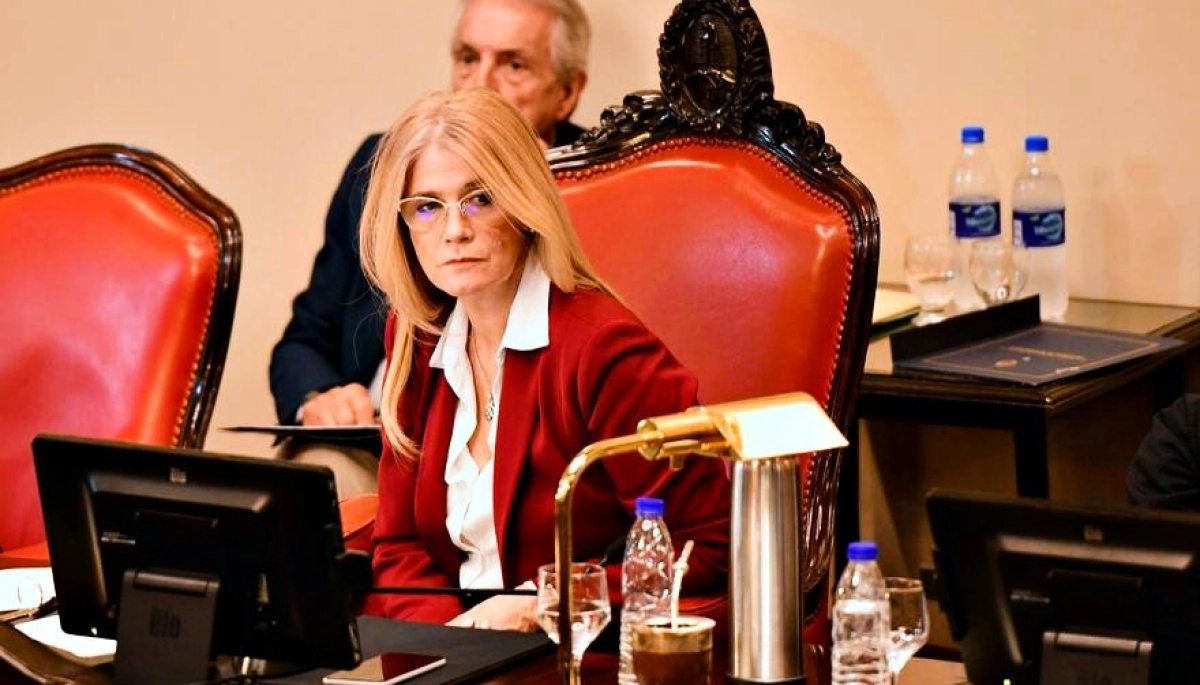 El kirchnerismo presiona a Verónica Magario para convocar una sesión y definir autoridades en el Senado