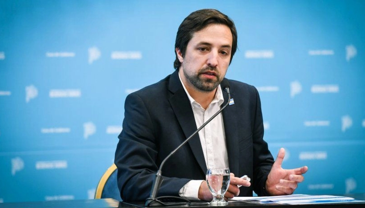 Kreplak destacó la vacunación como principal herramienta ante la aparición del nuevo virus H3N2