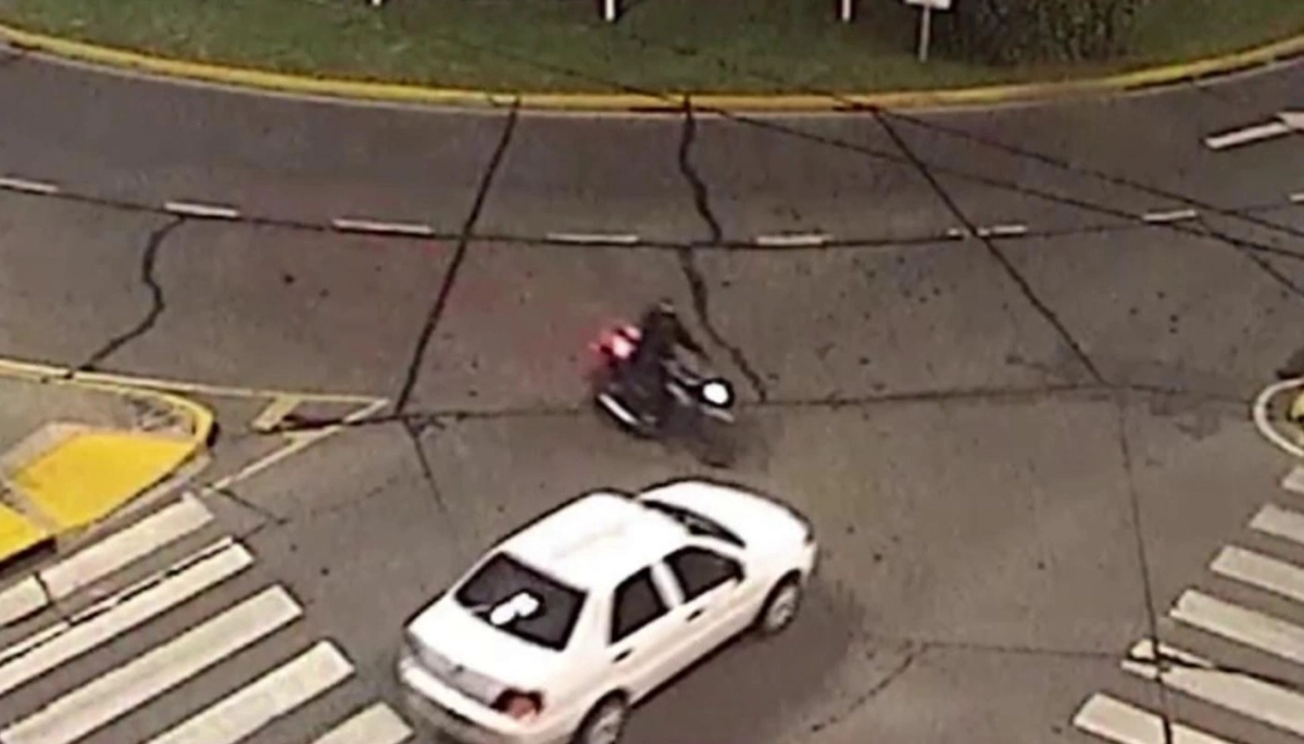 Automovilista provocó un violento choque en una rotonda de Tigre