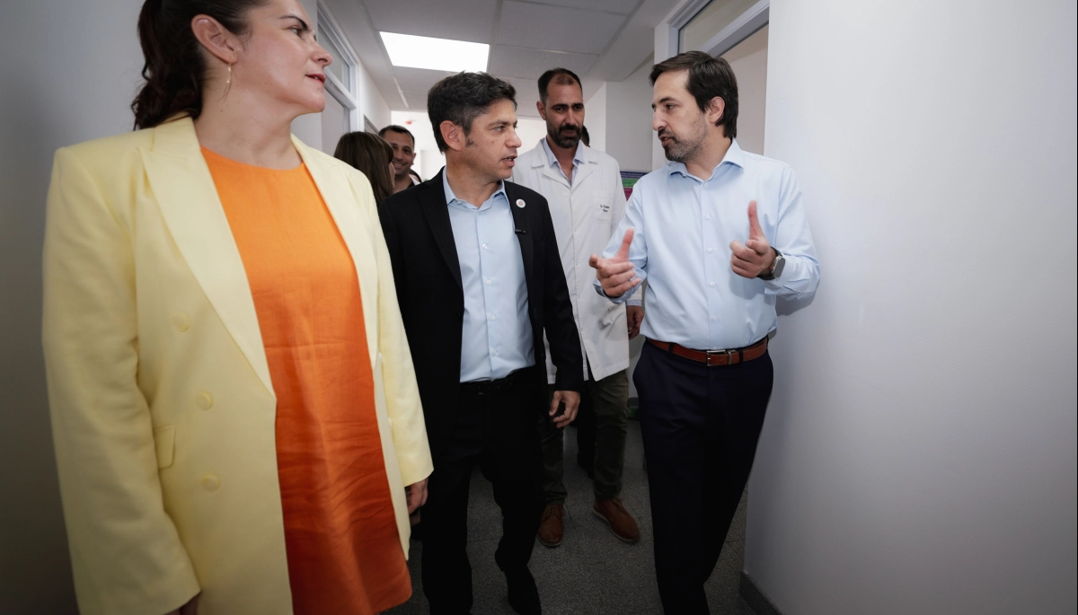 Kicillof recorrió el Hospital de Moreno y reveló su teoría sobre por qué Milei no lo quiere recibir