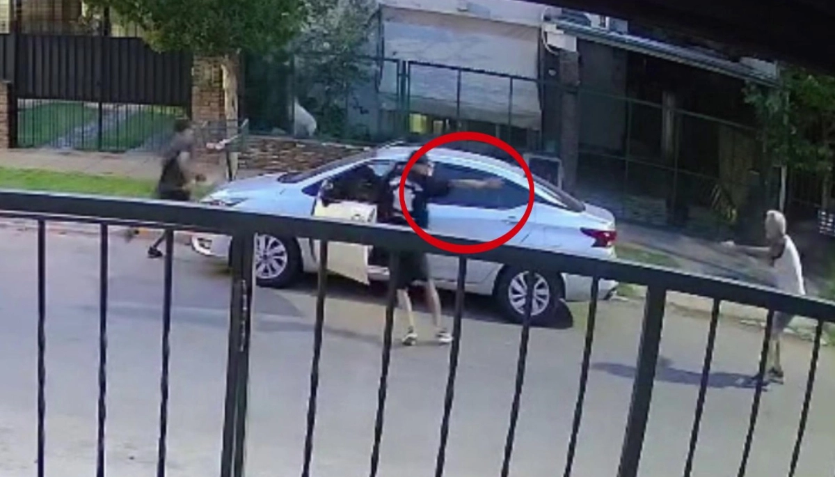 No fueron una banda de "grinchs" pero le arruinaron la navidad a un vecino de Hurlingham