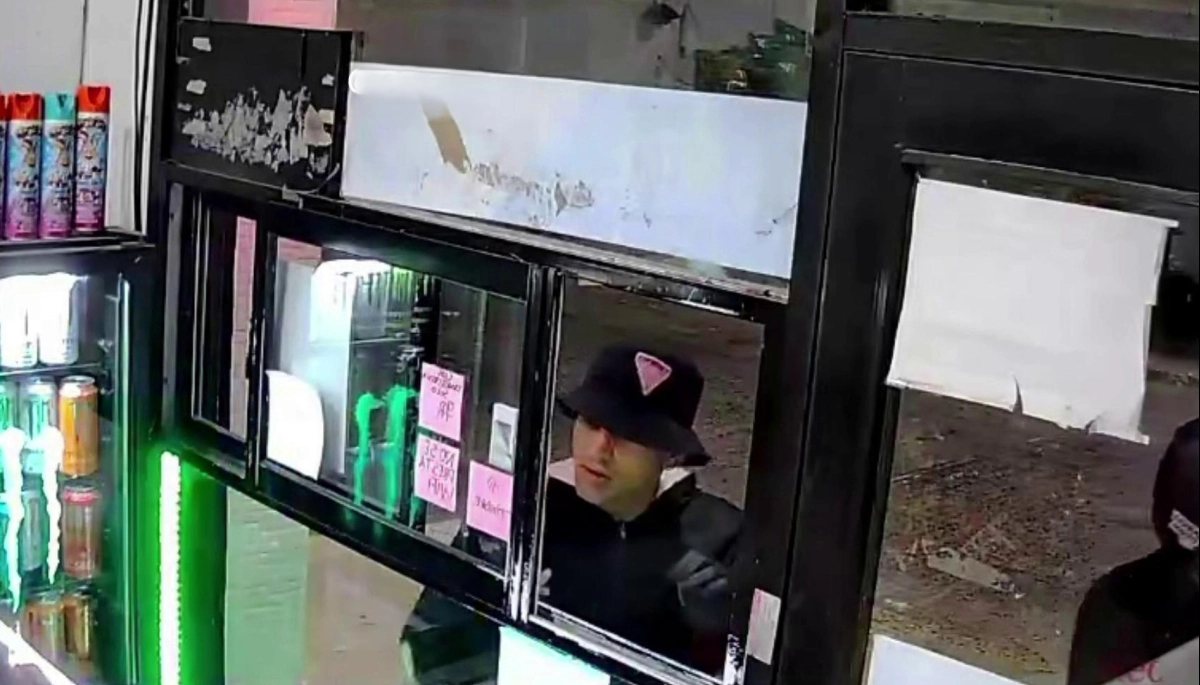 Una kiosquera de Luis Guillón vivió una madrugada de terror durante un violento robo