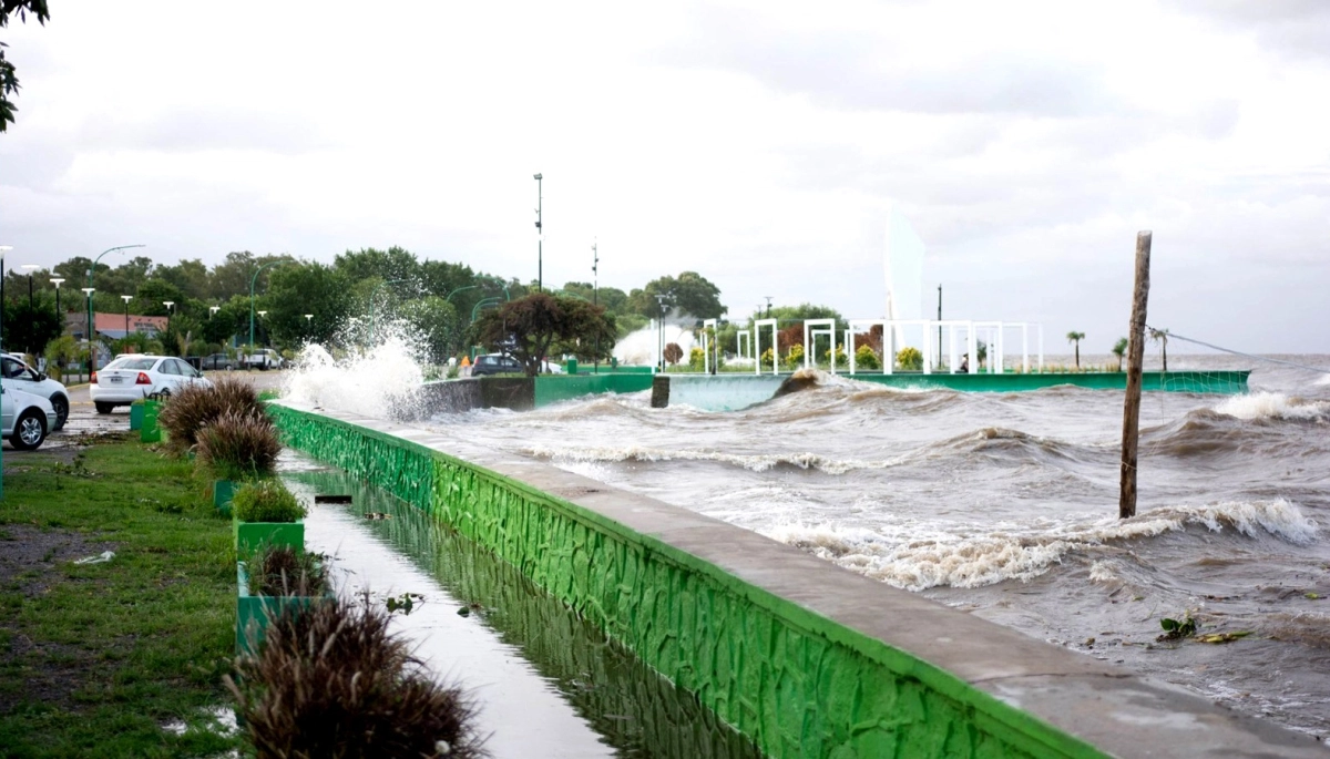 Sudestada récord golpeó la Costa bonaerense y el Río de la Plata en pleno verano