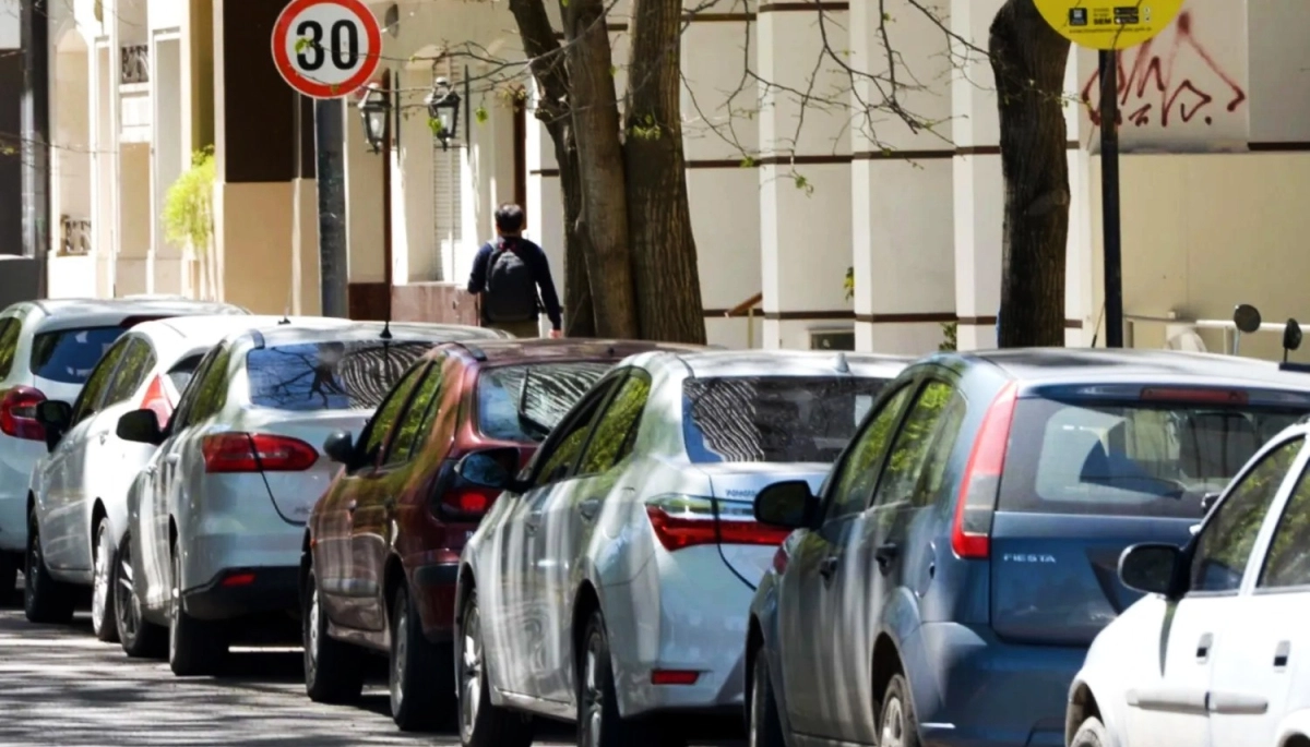 Impuesto a los Automotores en La Plata: qué año de modelos de autos pasan a la órbita municipal
