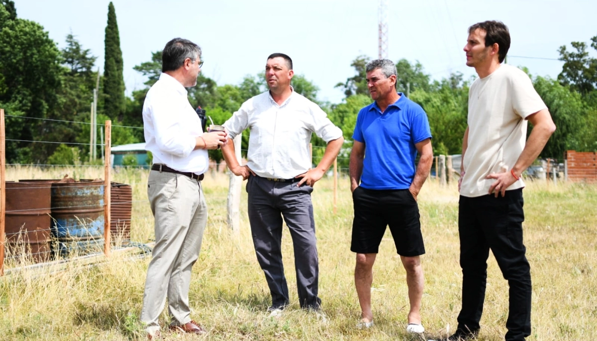 Hourcade entregó un inmueble al “Grupo Tradicionalista de Vieytes” para fortalecer la cultura en Magdalena