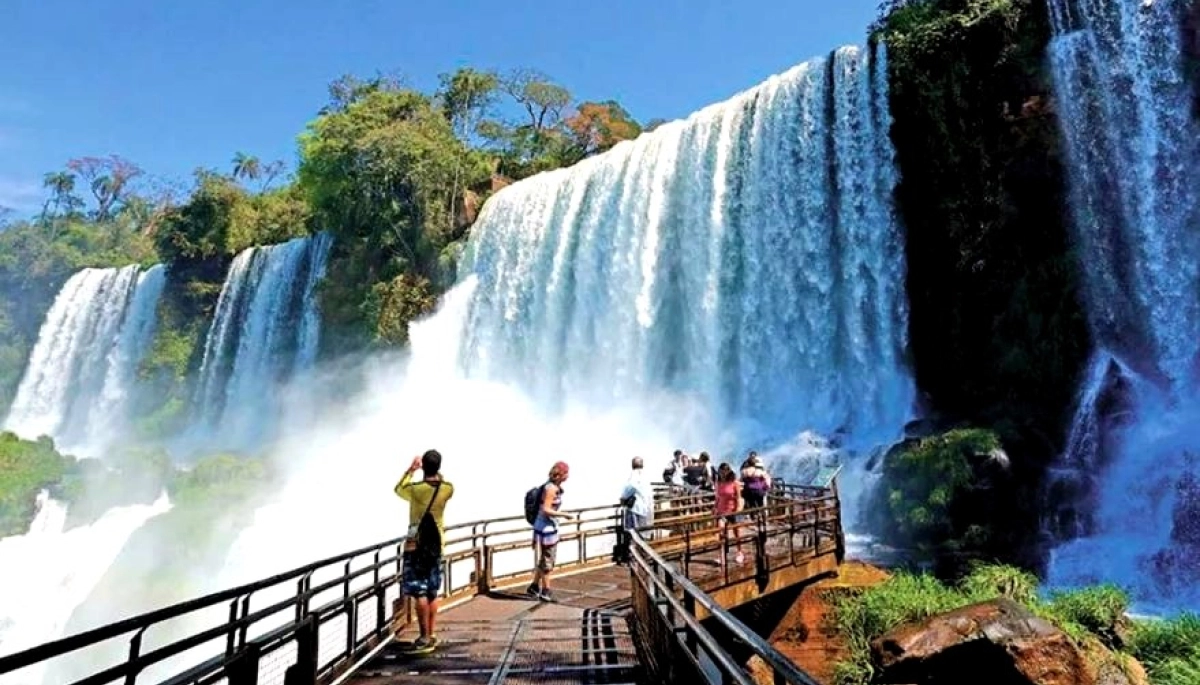 Turismo en rojo: estudio reveló que la mitad de los argentinos no se irá de vacaciones