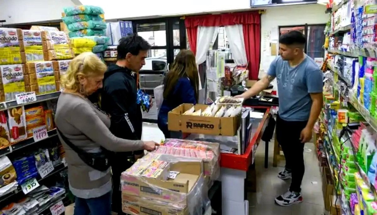 Almacenes en alerta: inflación, subas y caída de ventas en la Provincia