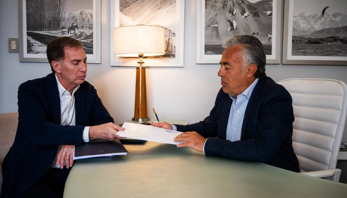 Santilli busca apoyo de gobernadores para avanzar con la reforma laboral de Milei