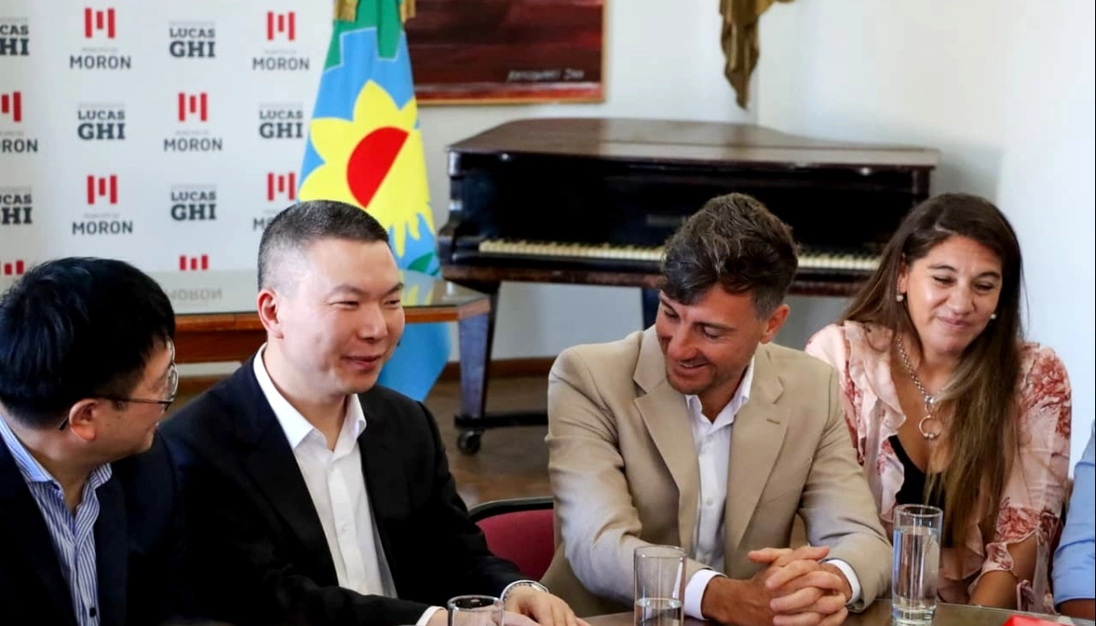 Morón teje lazos con China en busca de inversiones para generar empleo