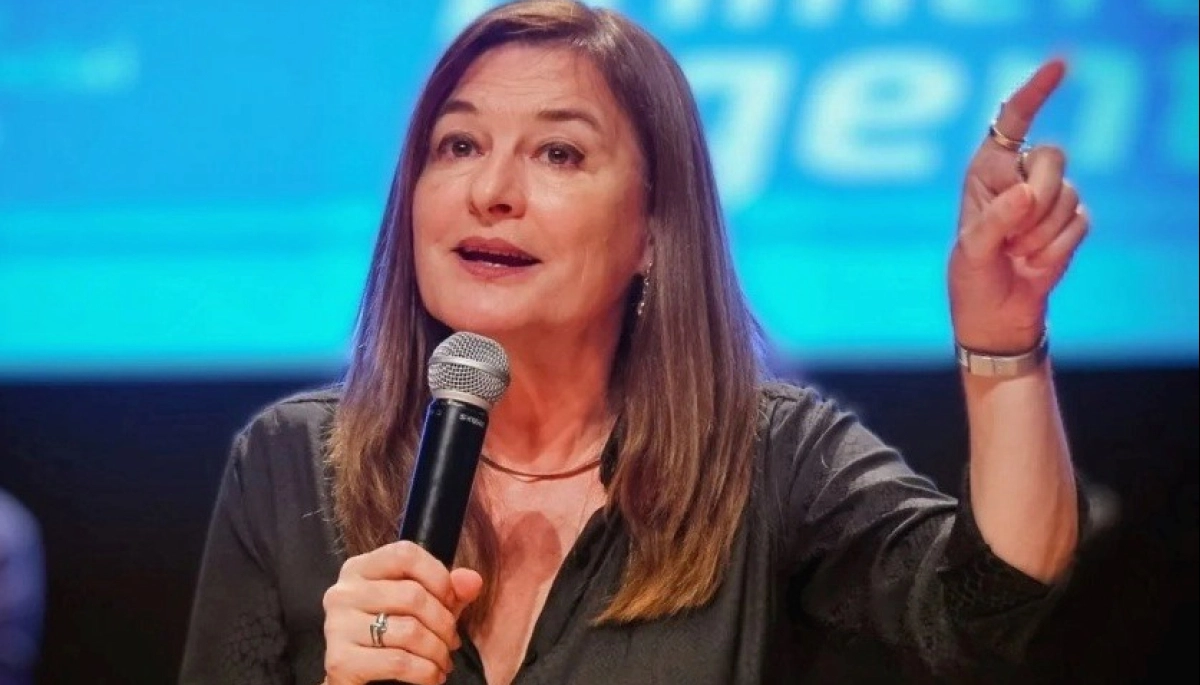 Denuncias en el Senado y la “Orden de la Luz”: ministra bonaerense salió a defender su gestión