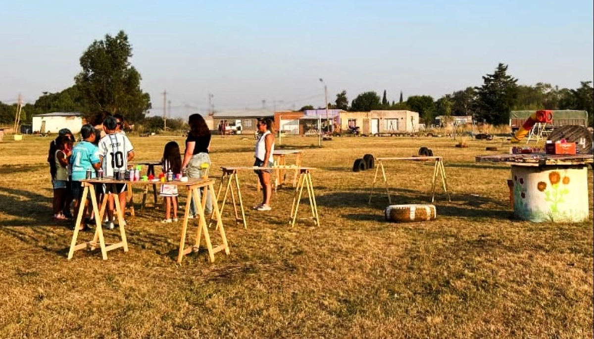 Las plazas de Adolfo Gonzales Chaves vivieron una súper jornada de actividades con “Verano en Movimiento”