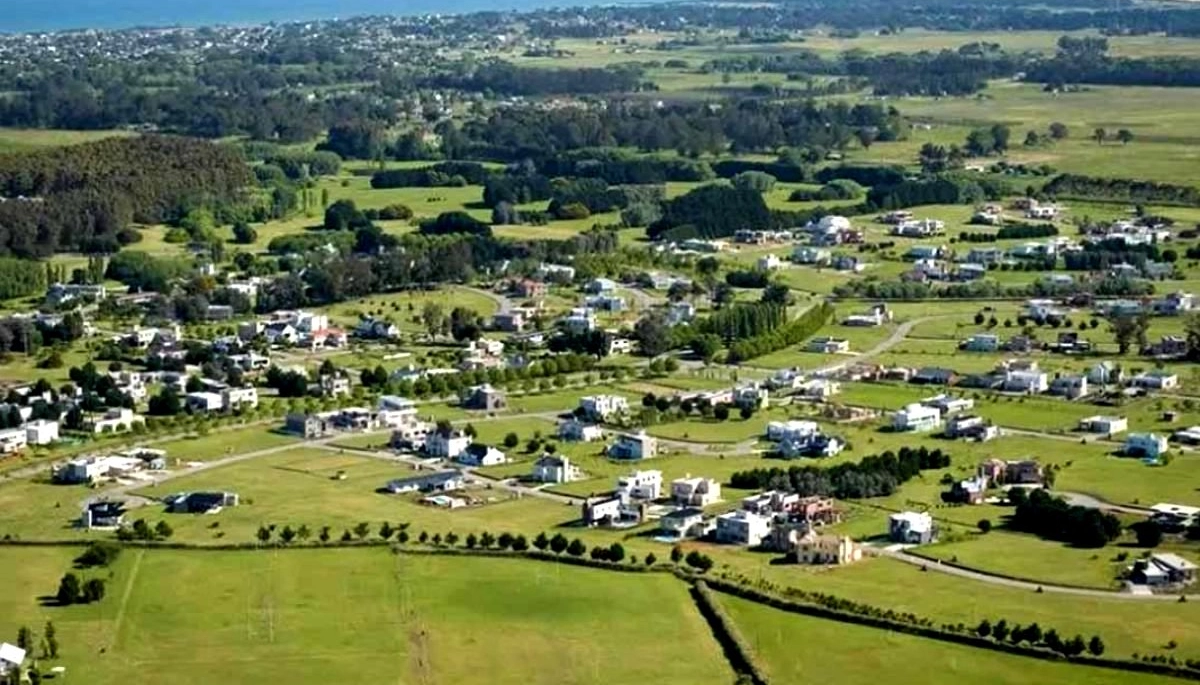 Urbanizaciones protegidas, el mito del “sin expensas” y la diferencia con los barrios cerrados de Domselaar