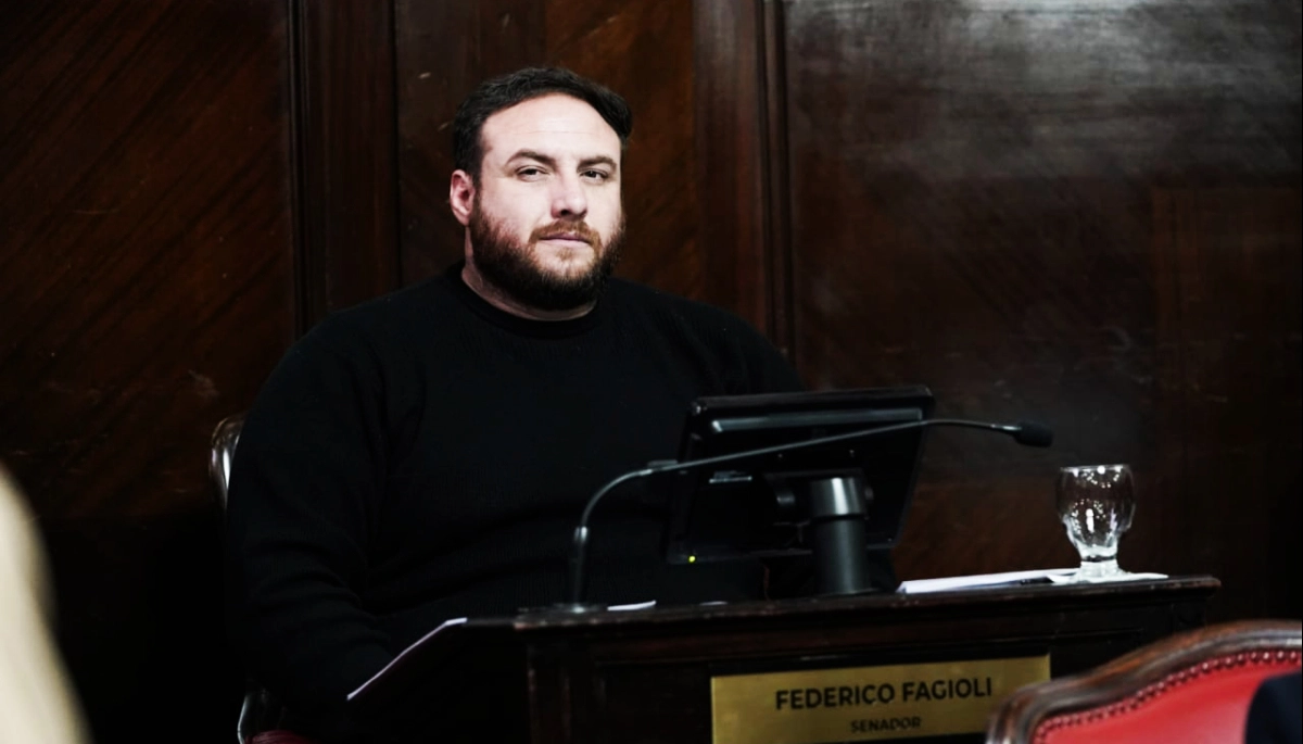 Un diputado de Grabois le respondió a Romo y lo cruzó en twitter: “Andá a laburar, bobo”