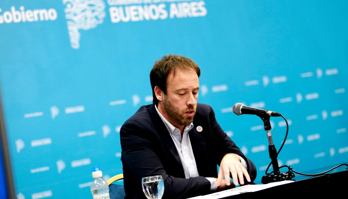 Para López, la caída del IVA y la recesión golpean la coparticipación provincial