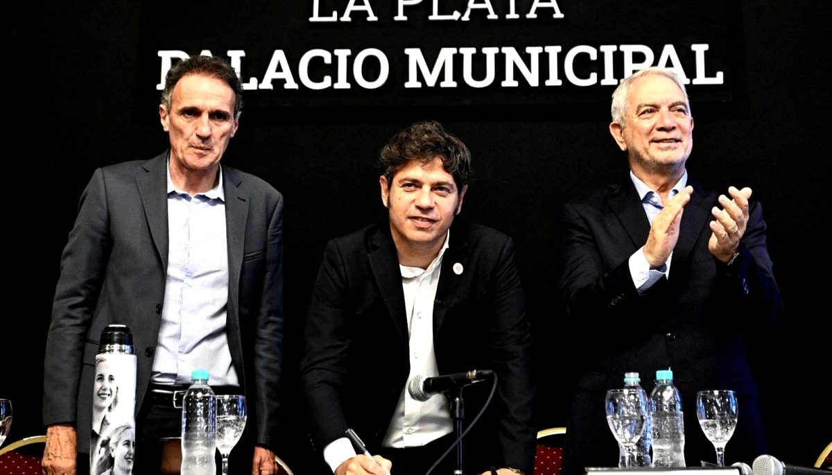 Kicillof, Katopodis y Alak anunciaron la finalización del Acueducto Norte y presentaron nuevas obras para La Plata