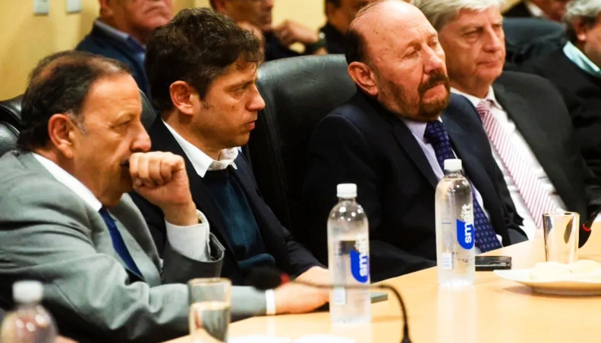 Kicillof se alinea a otros gobernadores para repudiar la reforma laboral de Milei: “No moderniza, precariza”