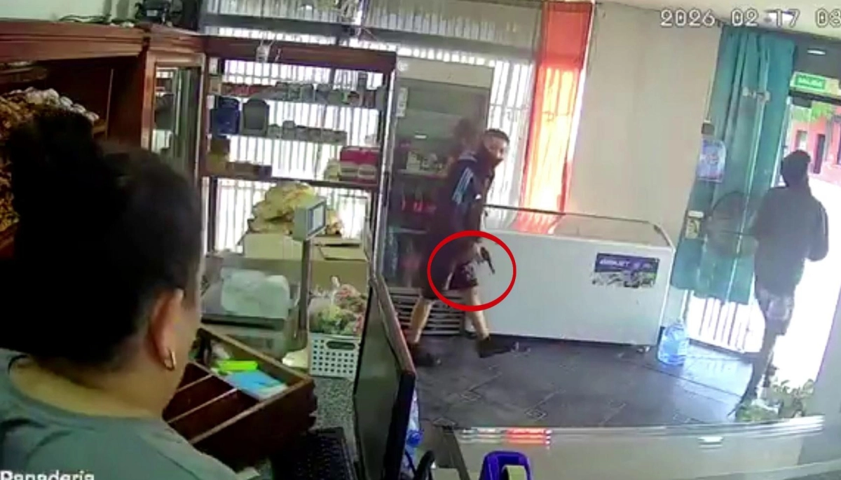 Armados y violentos asaltaron un comercio de La Plata
