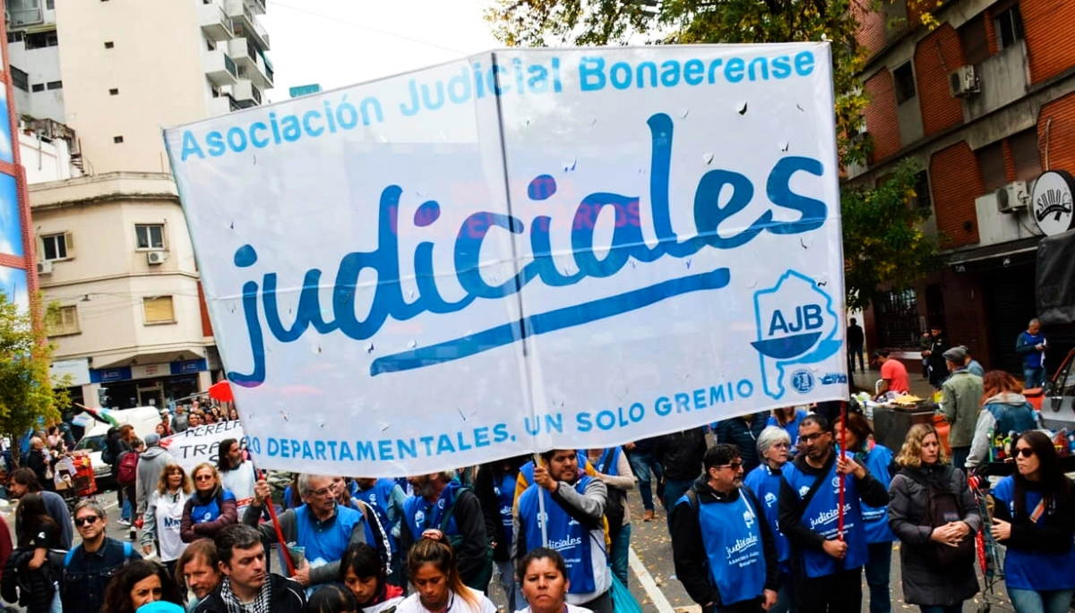 Judiciales rechazan un aumento del 3% y evalúan un paro en la Provincia